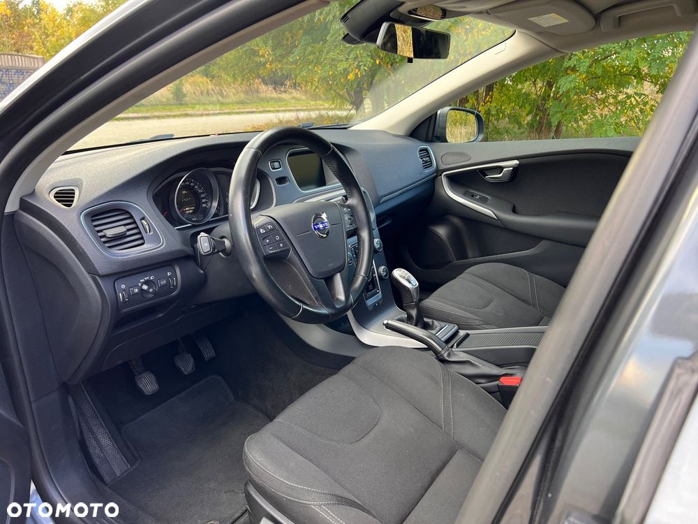 Volvo V40 D2 Kinetic - 5