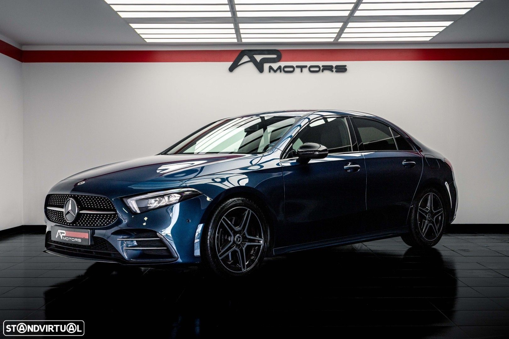 Mercedes-Benz A 250 e AMG Line - 1