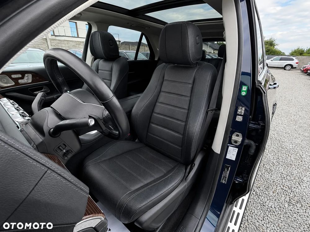 Mercedes-Benz GLE - 24