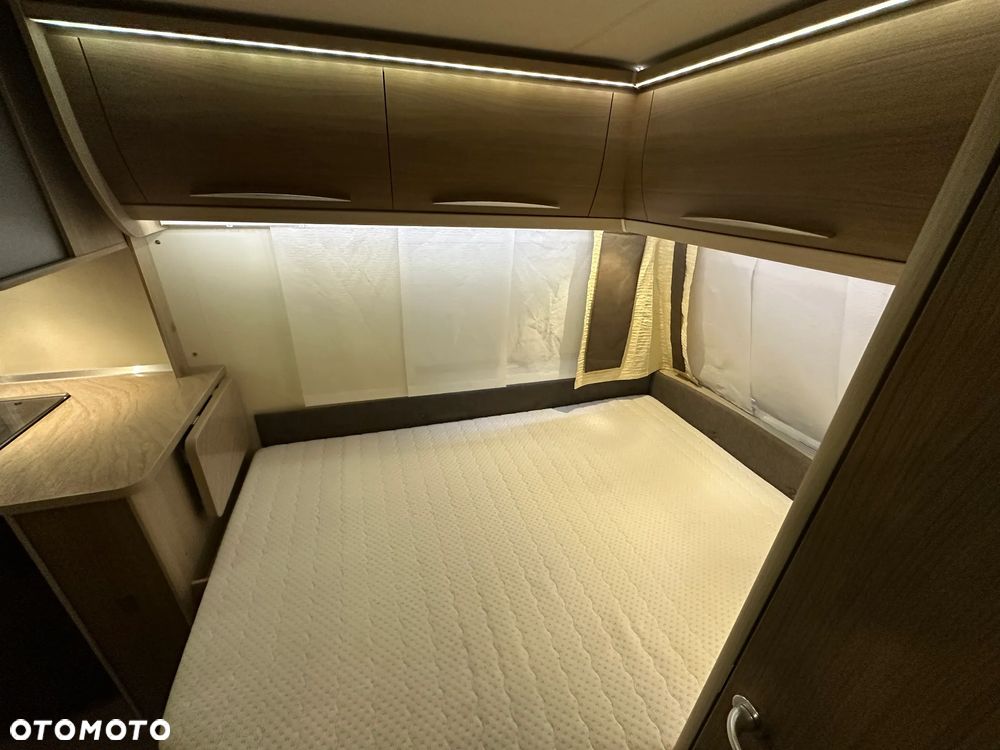 Burstner 460 TS AVERSO  z markizą kasetową THULE. GWARANCJA !!! - 33