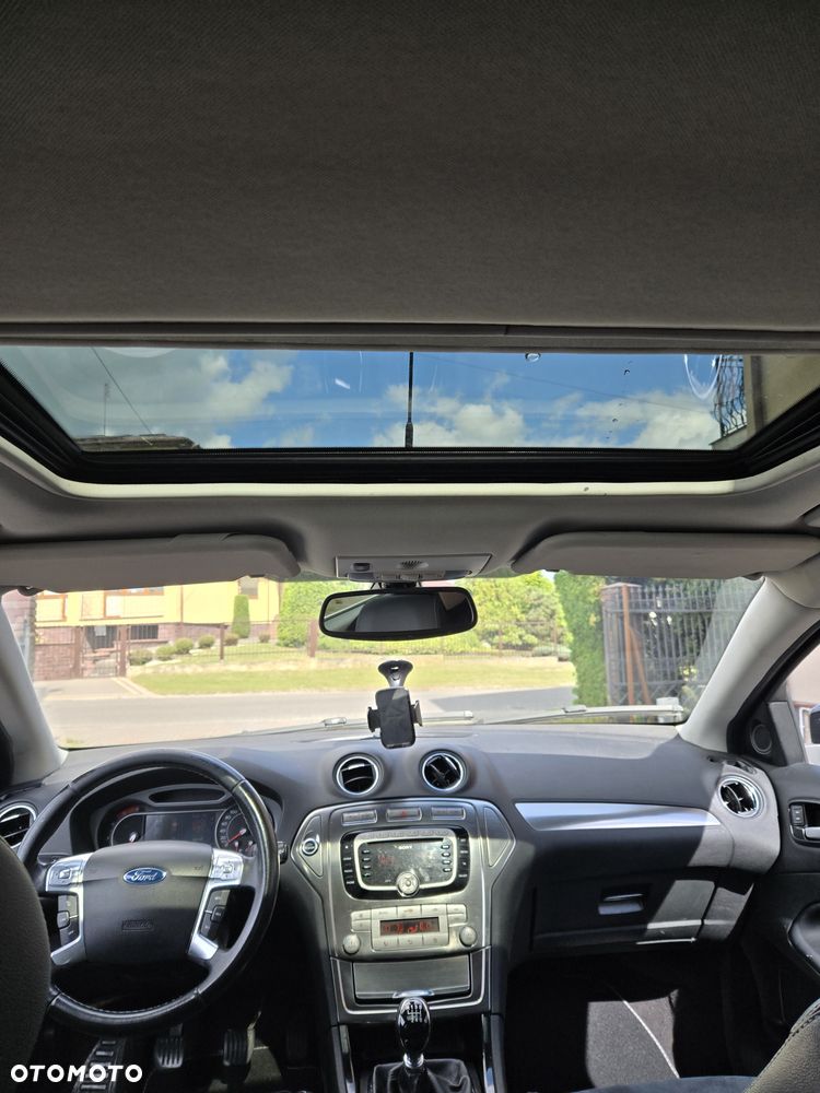 Ford Mondeo 1.8 TDCi Titanium - 17