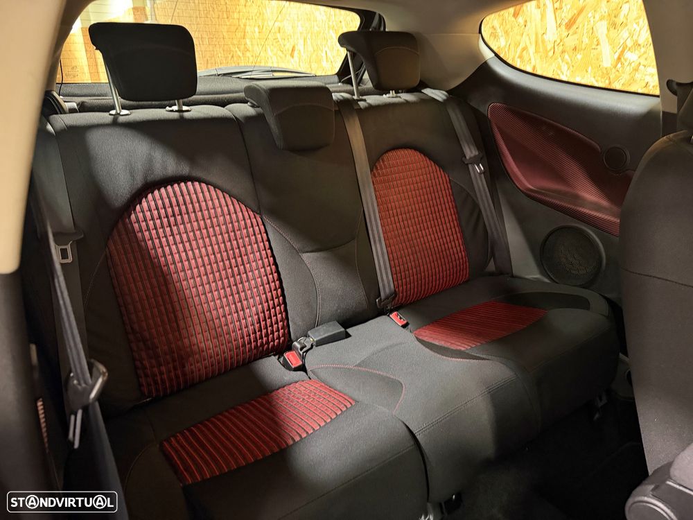 Alfa Romeo MiTo 1.6 JTD Distinctive - 25