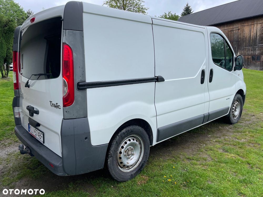 Renault TRAFIC - 4