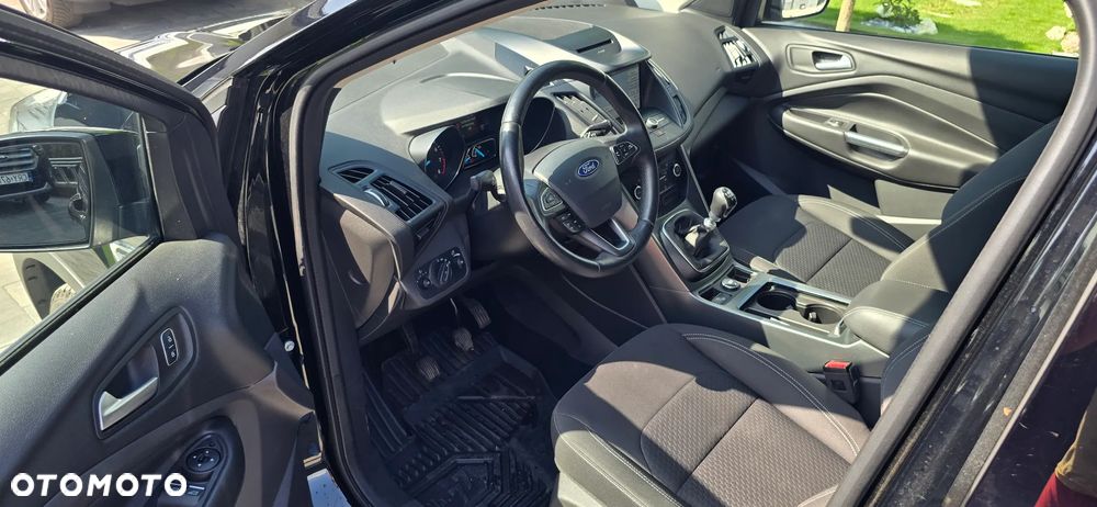 Ford Kuga 1.5 EcoBoost 2x4 Black & Silver - 13