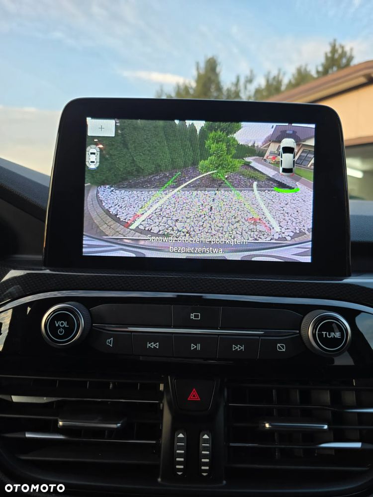 Ford Kuga 2.5 Duratec PHEV ST-LINE - 9