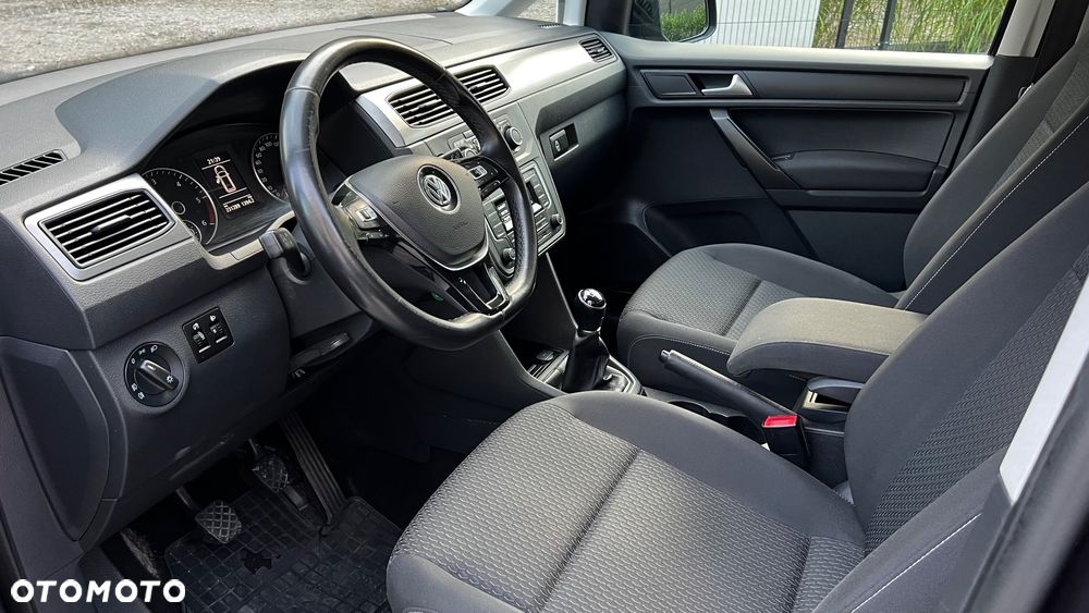 Volkswagen Caddy 2.0 TDI Highline - 21