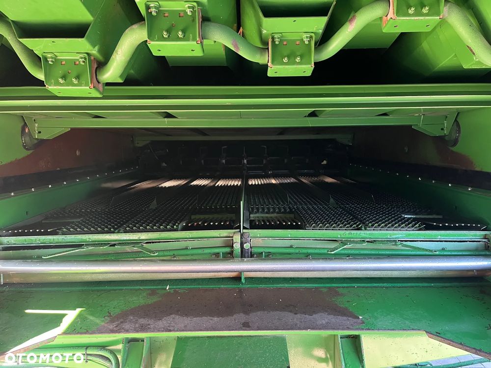 John Deere 2266 - 12