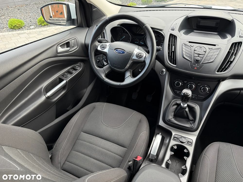 Ford Kuga 1.6 EcoBoost 2x4 Individual - 18