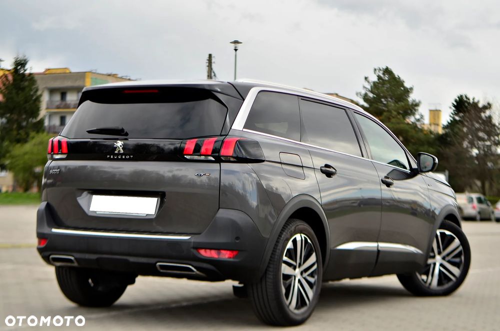 Peugeot 5008 - 9