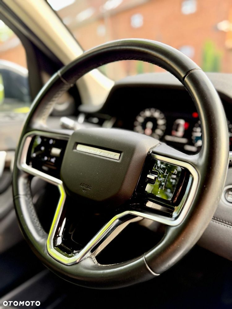 Land Rover Discovery Sport - 26