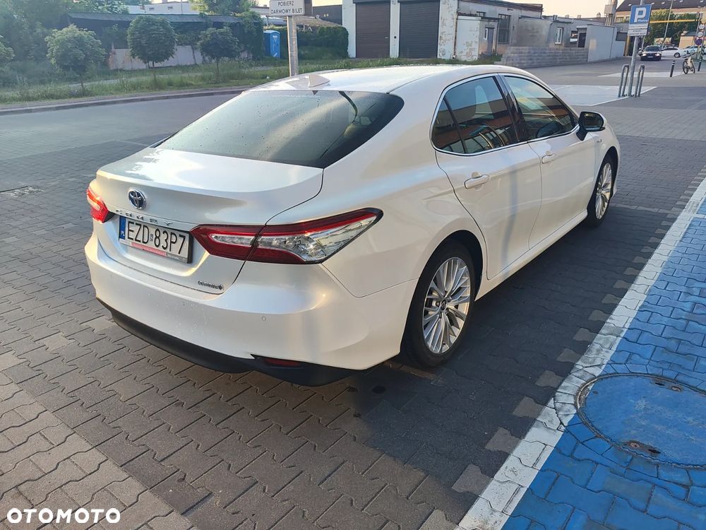 Toyota Camry 2.5 Hybrid Executive CVT - 7
