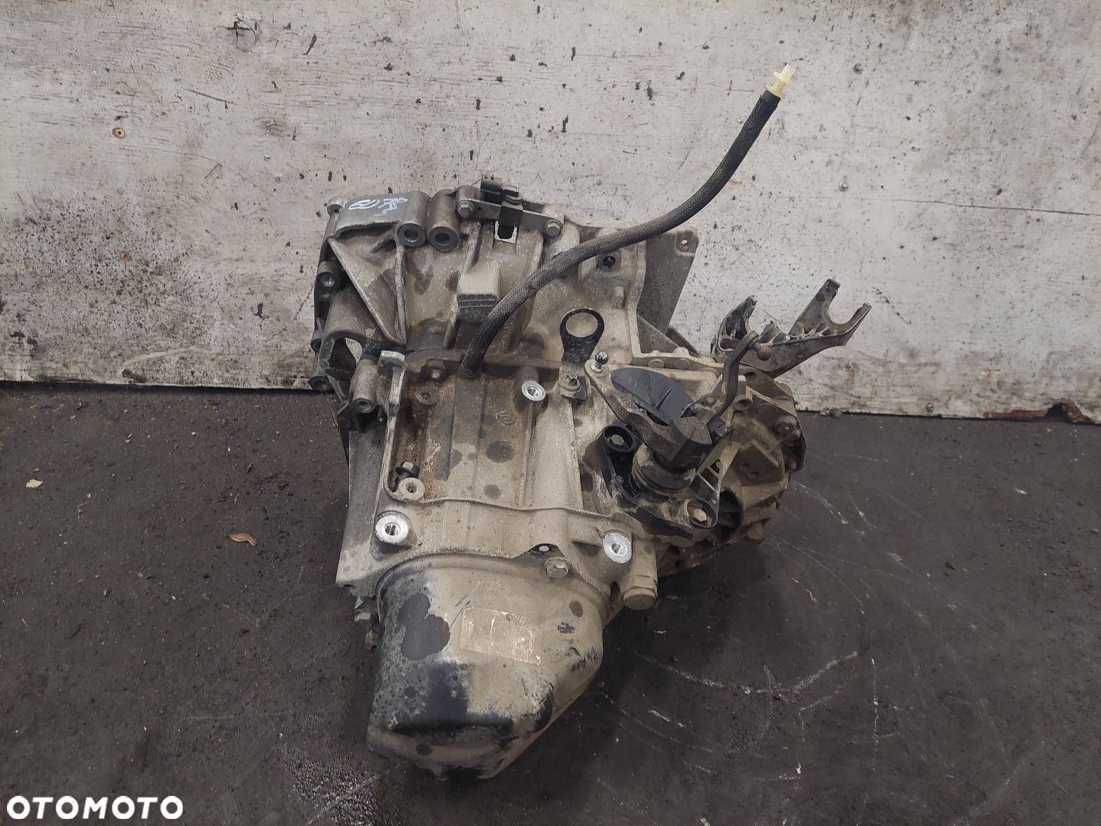 SKRZYNIA BIEGÓW RENAULT CLIO III 1.2 T MANUAL 5 BIEGÓW  JH3342 - 3