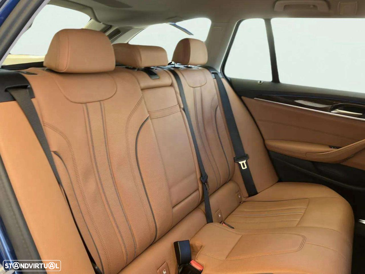 BMW 530 e Line Luxury - 16