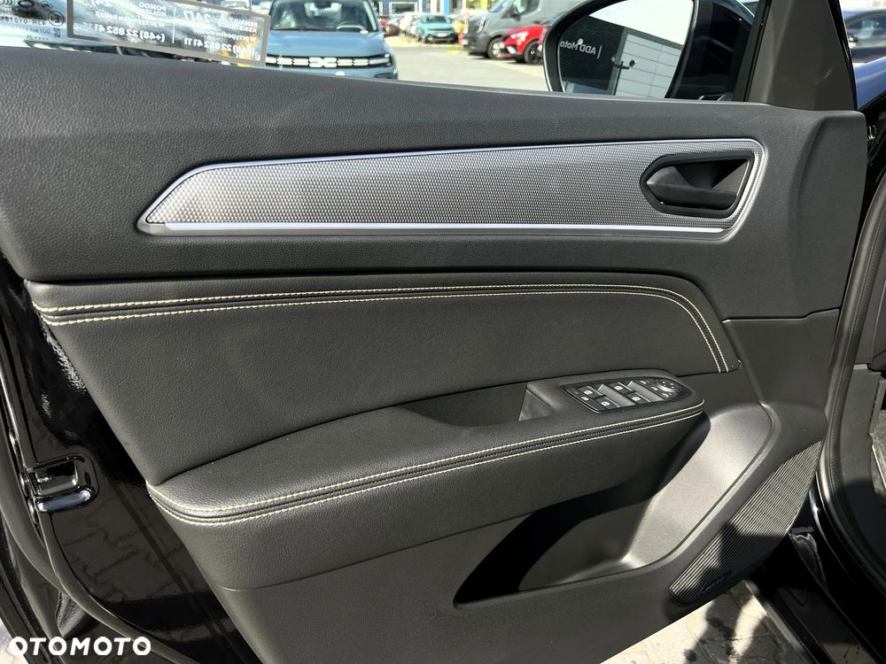 Renault Arkana 1.3 TCe mHEV Techno EDC - 14