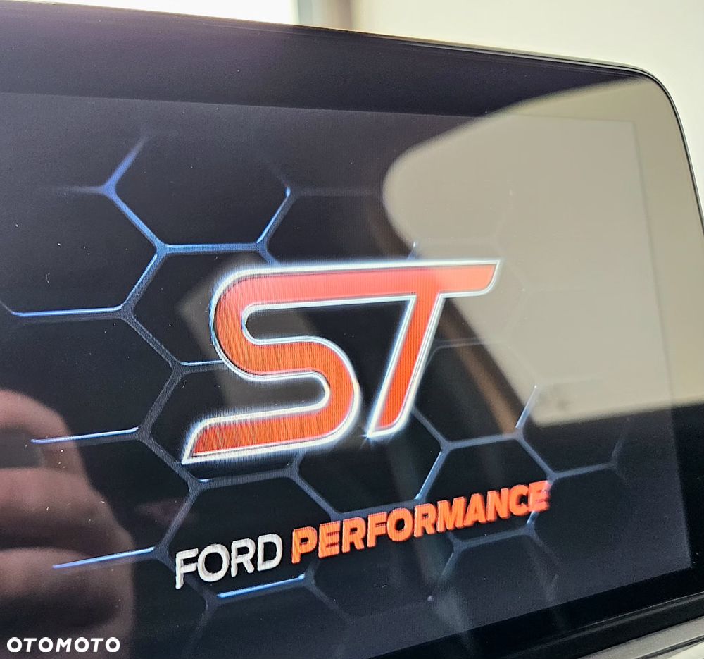Ford Focus 2.3 EcoBoost S&S ST - 34
