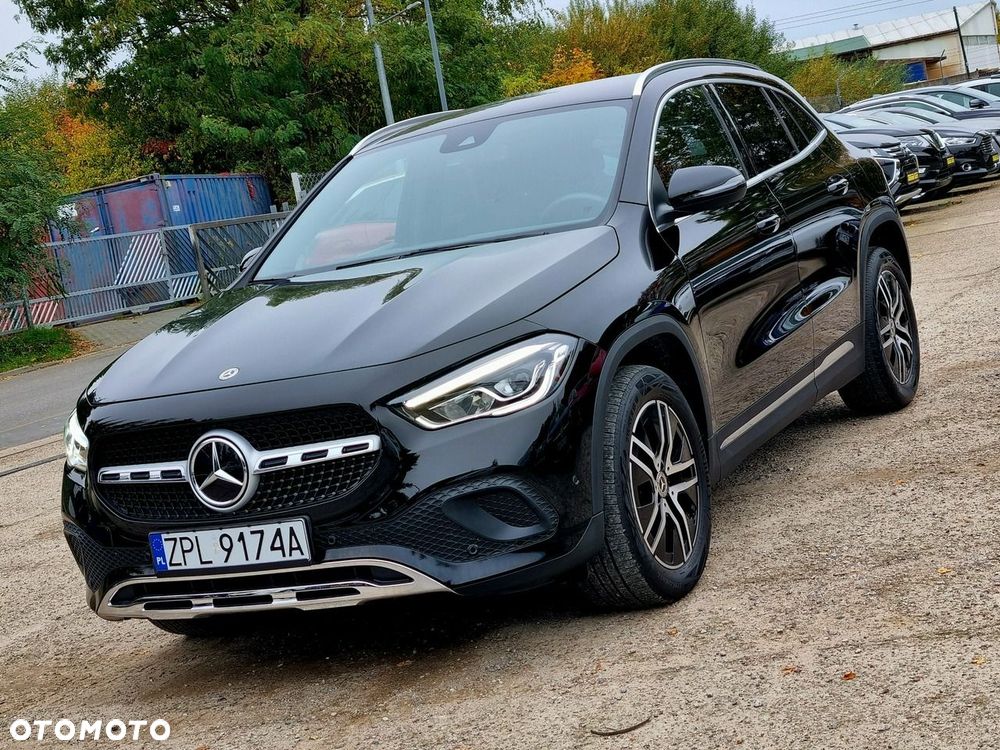 Mercedes-Benz GLA 200 d - 1