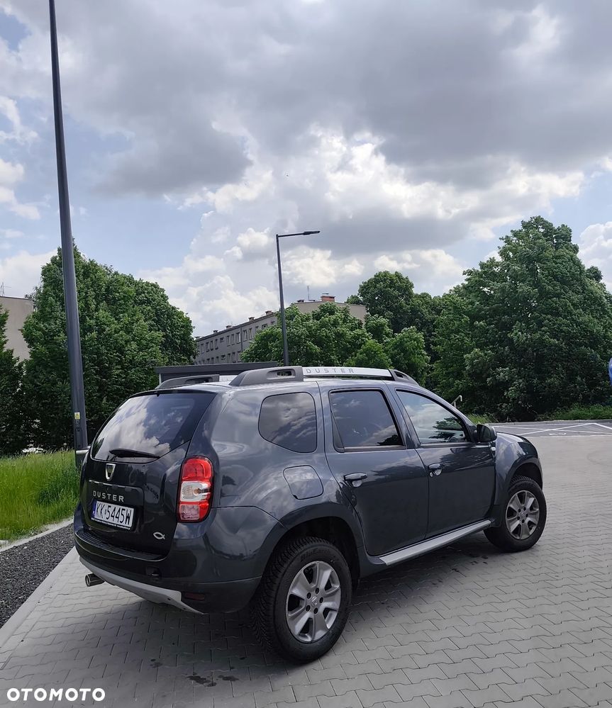 Dacia Duster 1.6 SCe S&S - 4