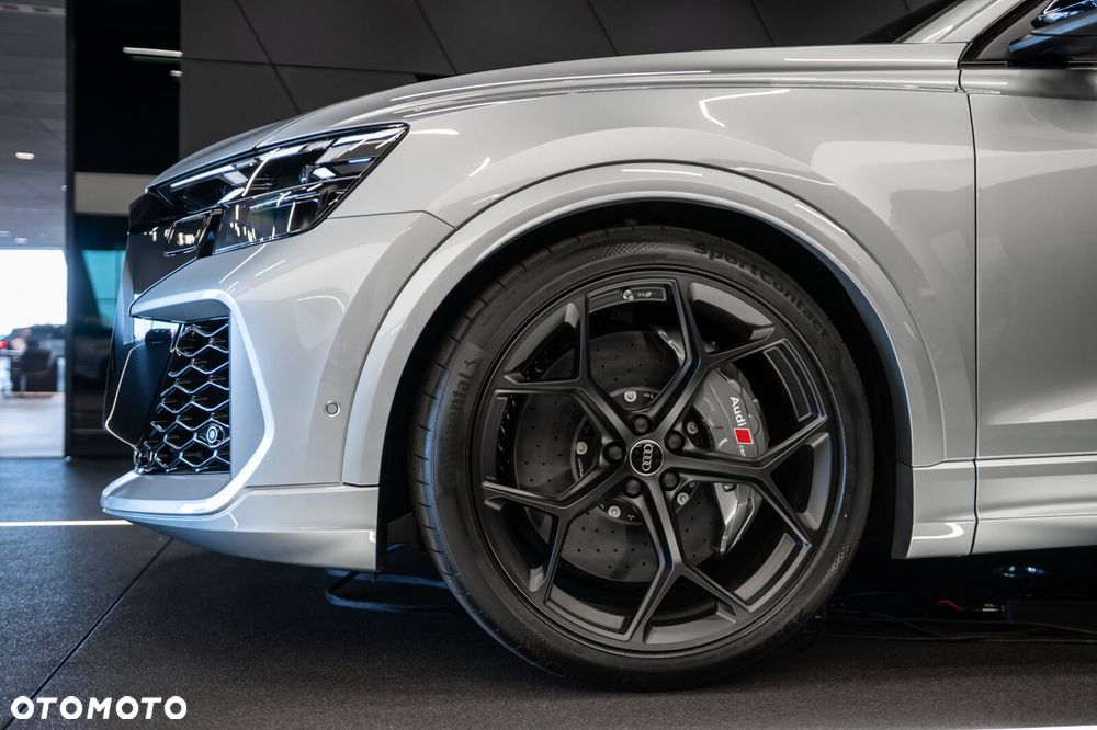 Audi RS Q8 - 6