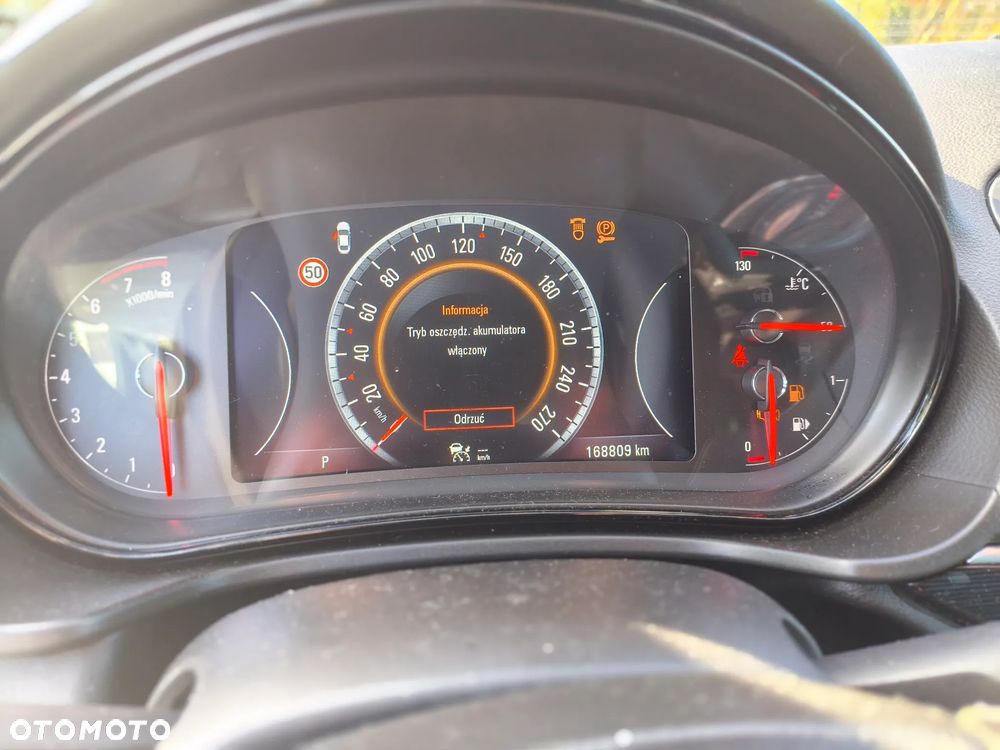 Opel Insignia 2.0 T Cosmo 4x4 - 14
