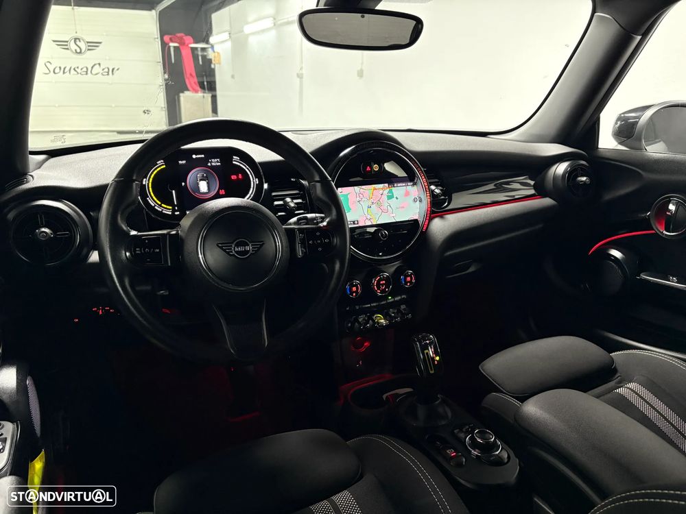 MINI 3 Portas Cooper SE S - 18