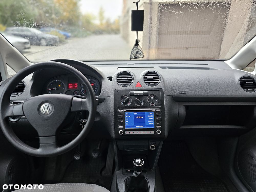Volkswagen Caddy - 8