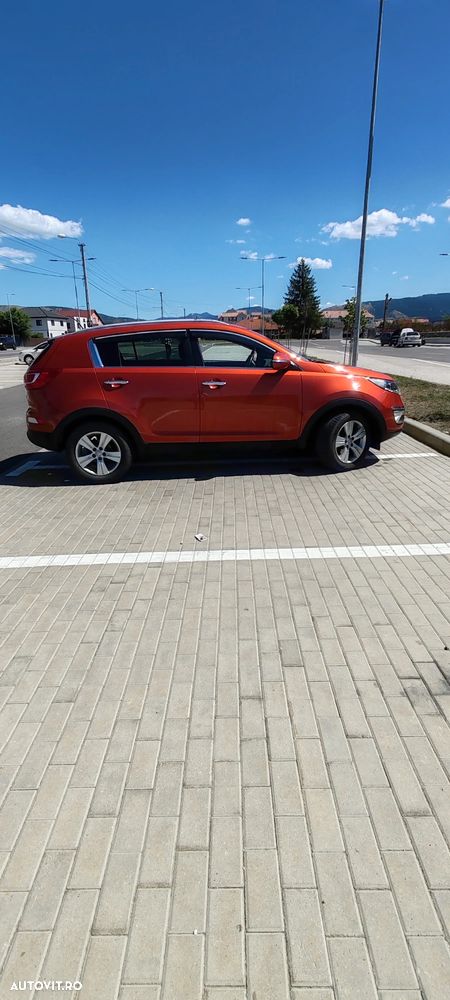 Kia Sportage 1.7 DSL MT 4x2 STYLE - 3
