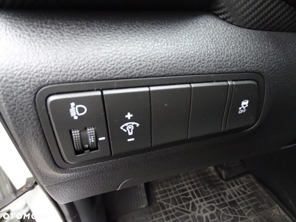 Hyundai Tucson 1.6 GDI BlueDrive Comfort 2WD - 28