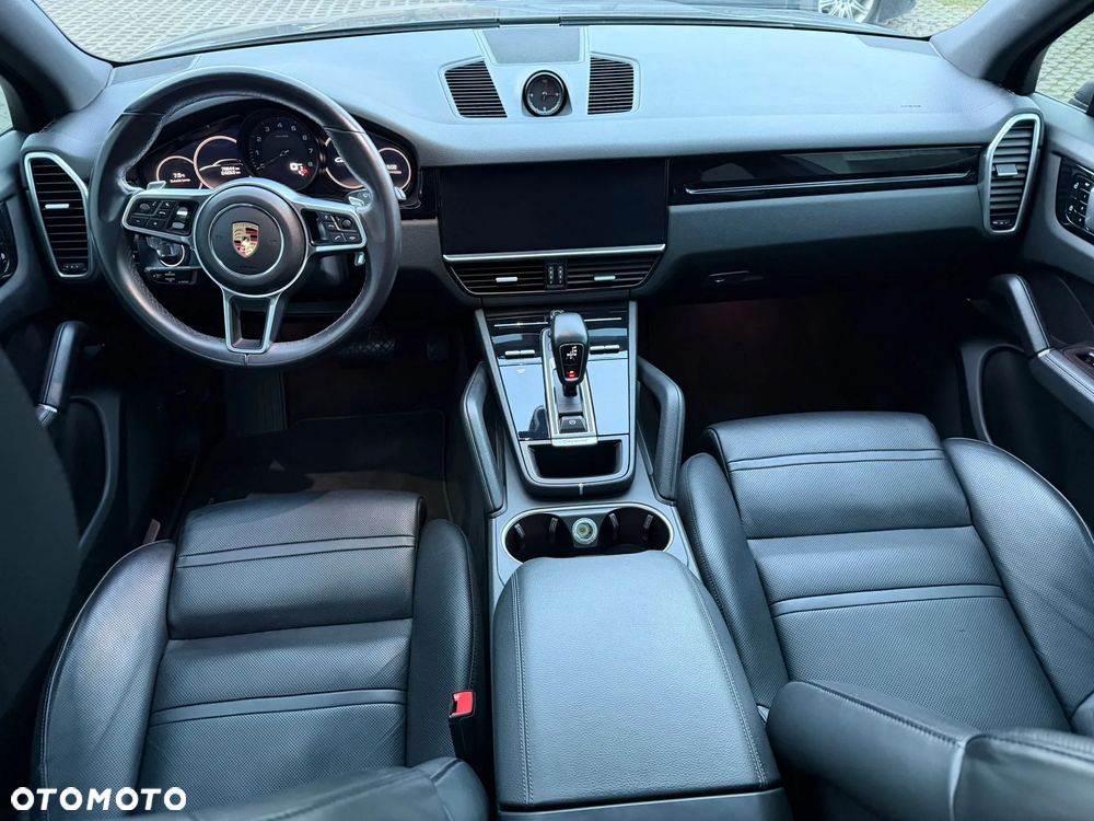 Porsche Cayenne Tiptronic S Platinum Edition - 25