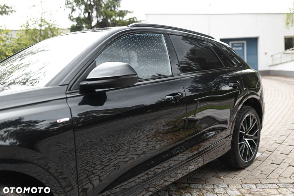 Audi Q8 55 TFSI mHEV Quattro Tiptronic - 5