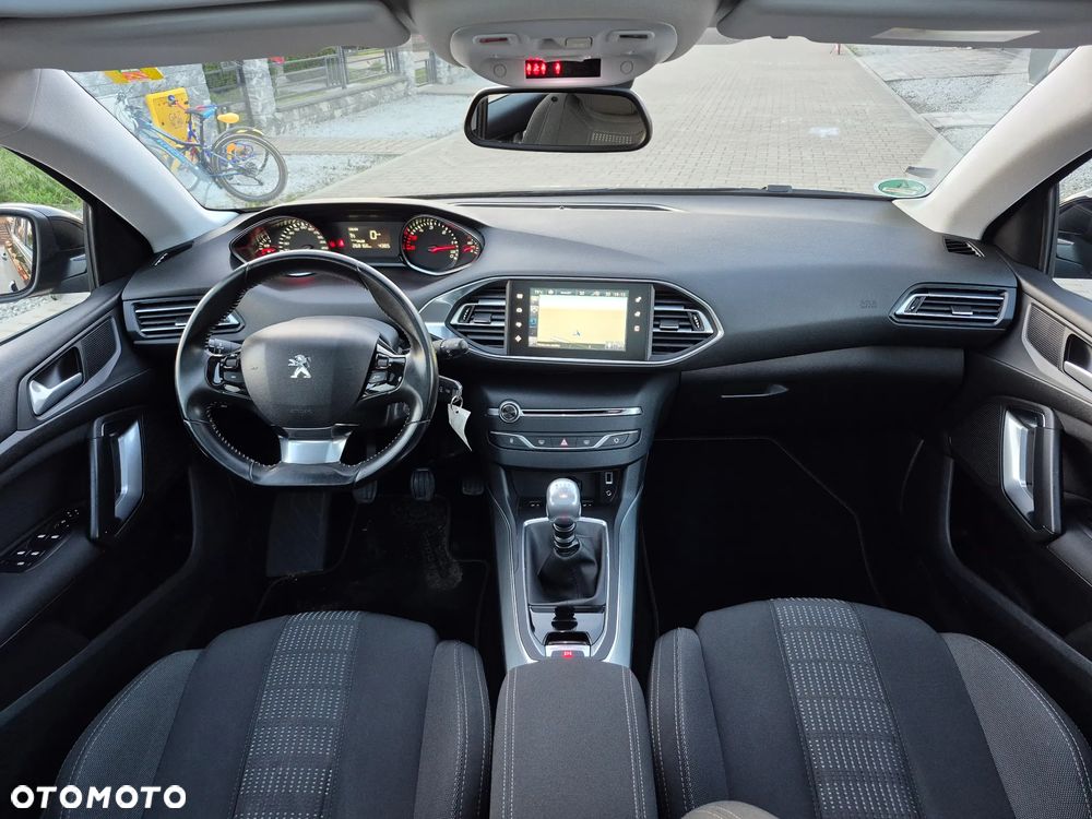 Peugeot 308 1.6 BlueHDi Business Line S&S - 19