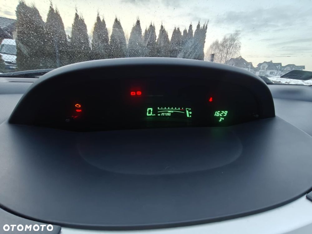 Toyota Yaris - 7