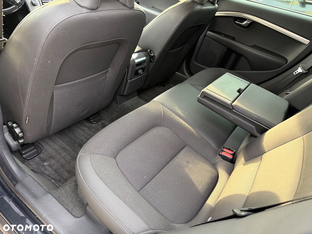 Volvo V70 D2 Geartronic Powershift Kinetic - 8
