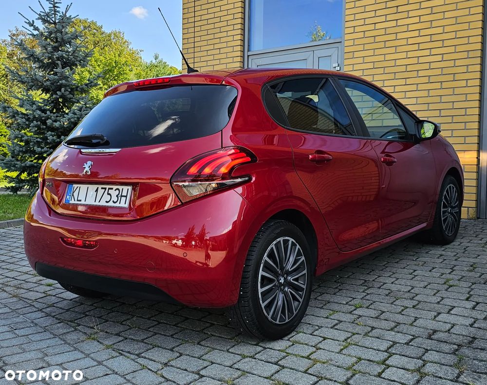 Peugeot 208 1.2 PureTech Allure - 4
