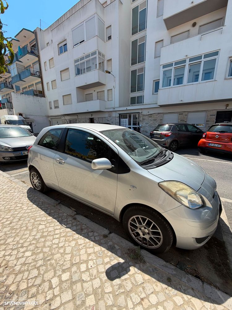 Toyota Yaris 1.0 VVT-i - 5