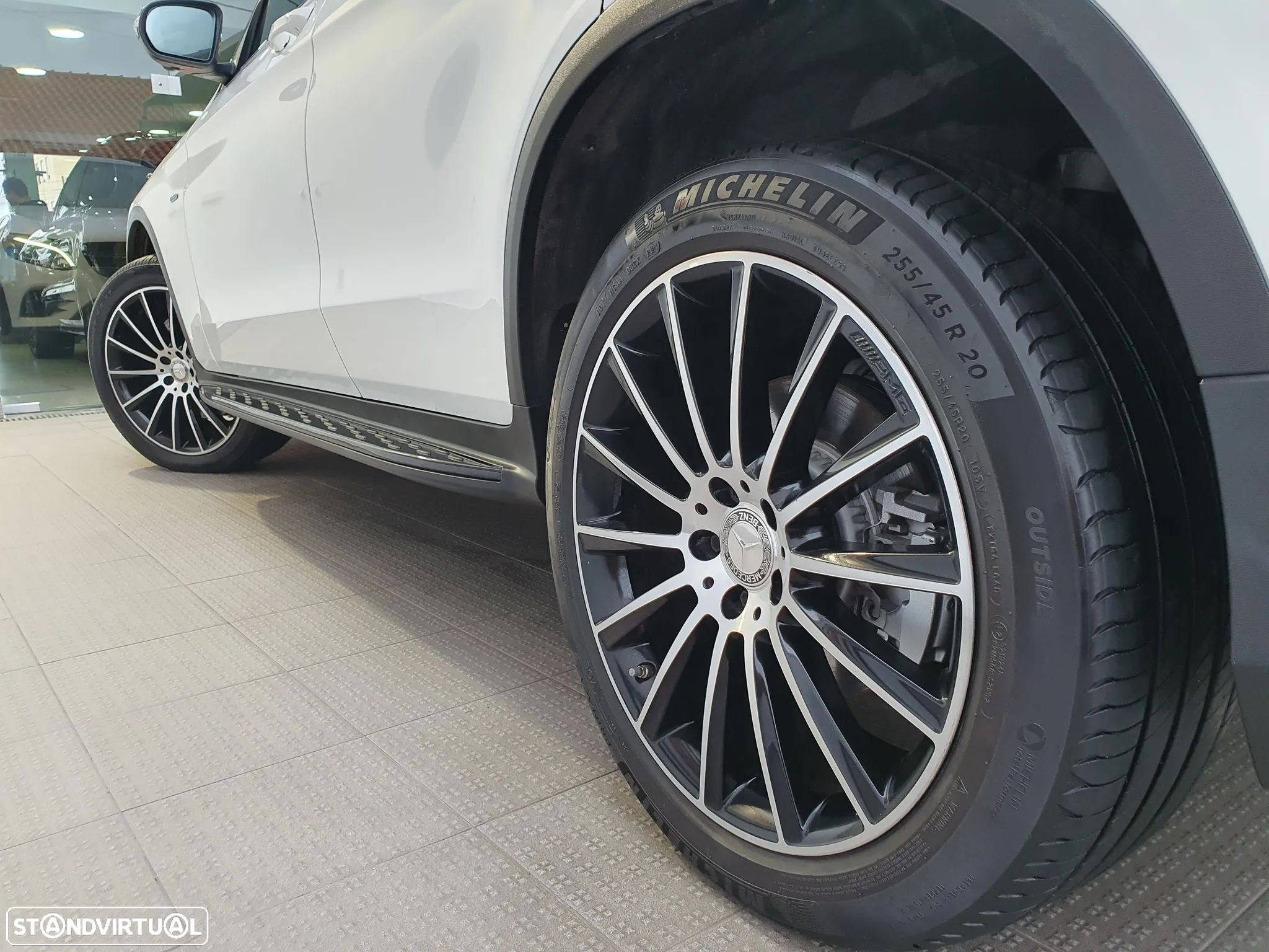 Mercedes-Benz GLC 350 e AMG Line 4-Matic - 15