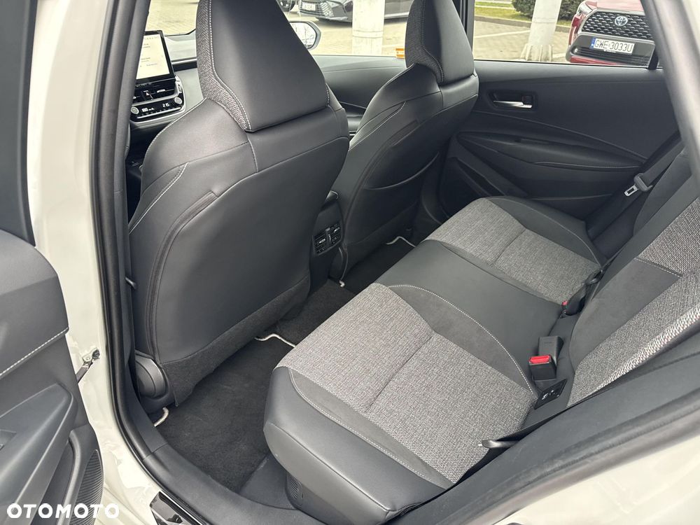 Toyota Corolla 1.8 Hybrid Style - 15