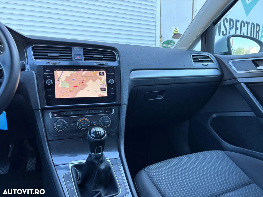 Volkswagen Golf 1.0 TSI BlueMotion Trendline - 26