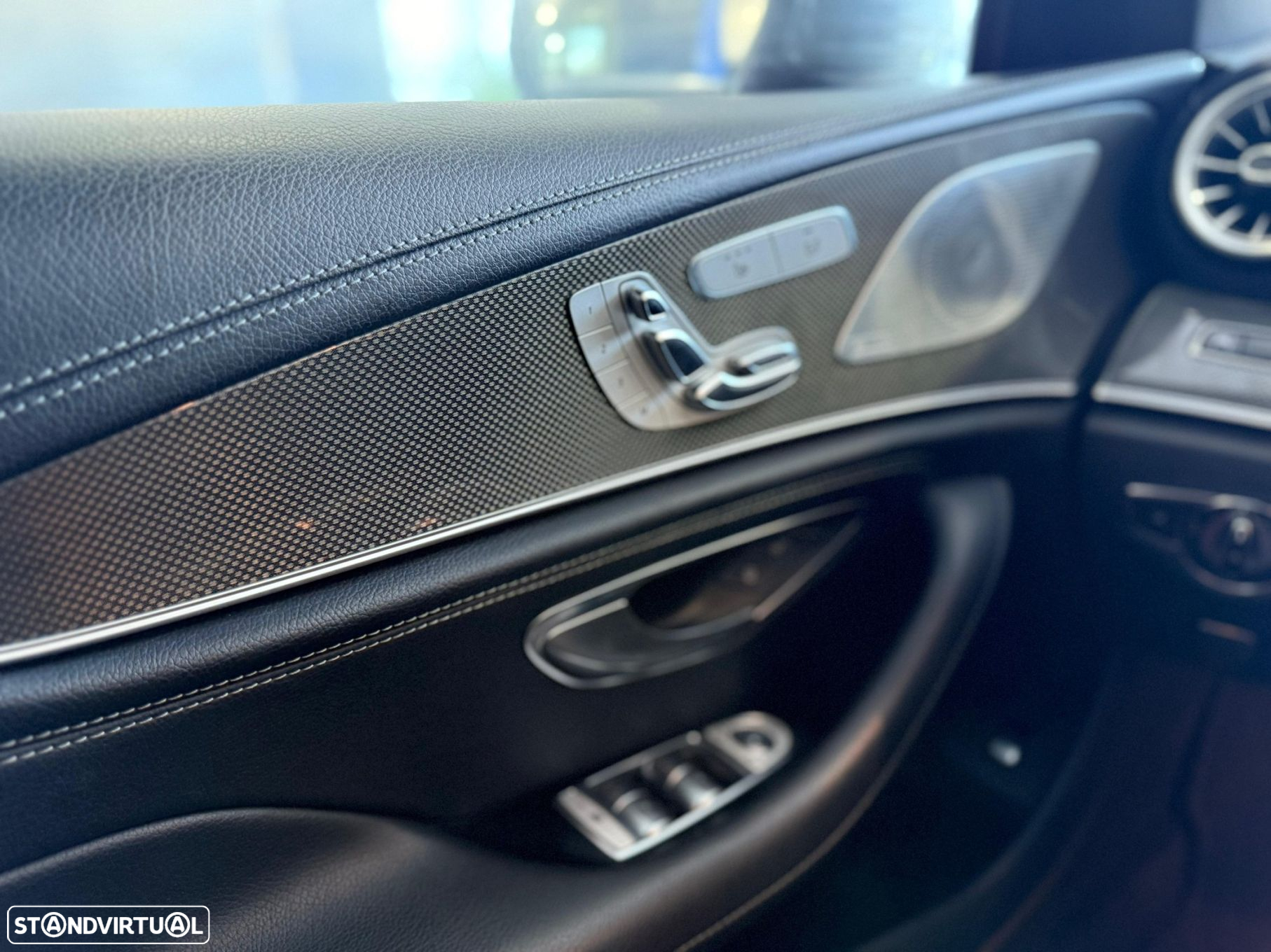 Mercedes-Benz CLS 300 d AMG Line - 12