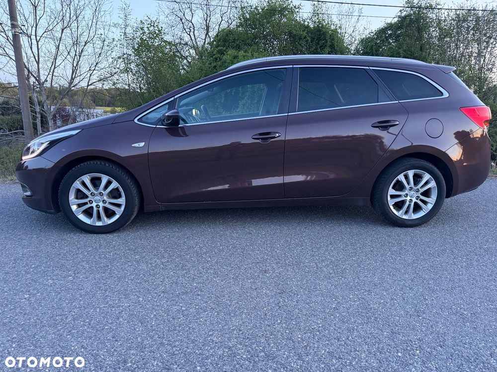 Kia Ceed 1.6 GDI Platinum Edition - 6