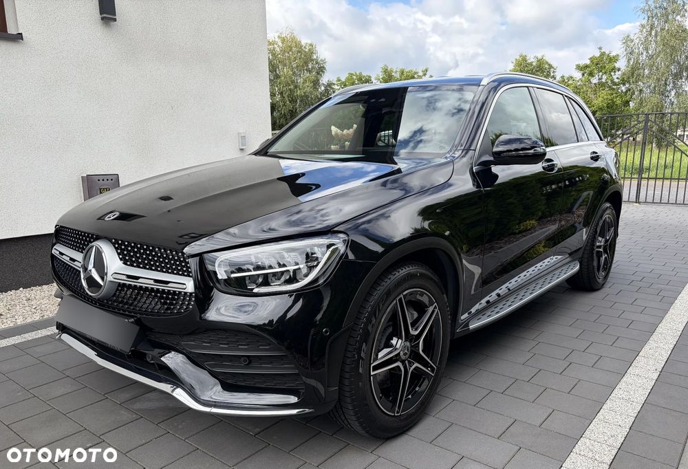 Mercedes-Benz GLC - 1