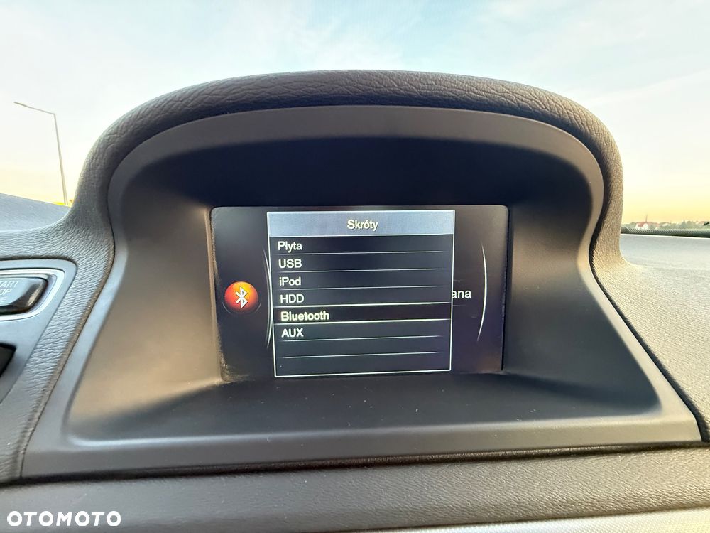 Volvo XC 70 D4 Geartronic Black Edition - 14