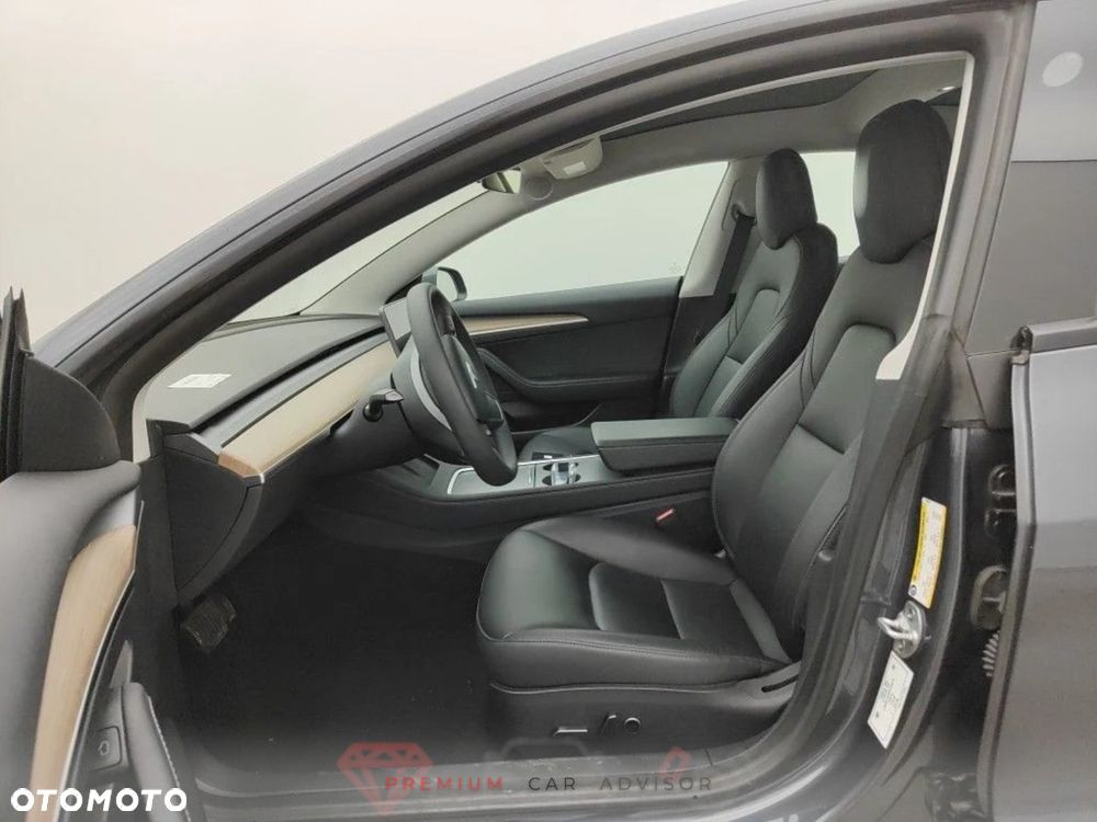 Tesla Model 3 Langstreckenbatterie Allradantrieb Dual Motor - 13