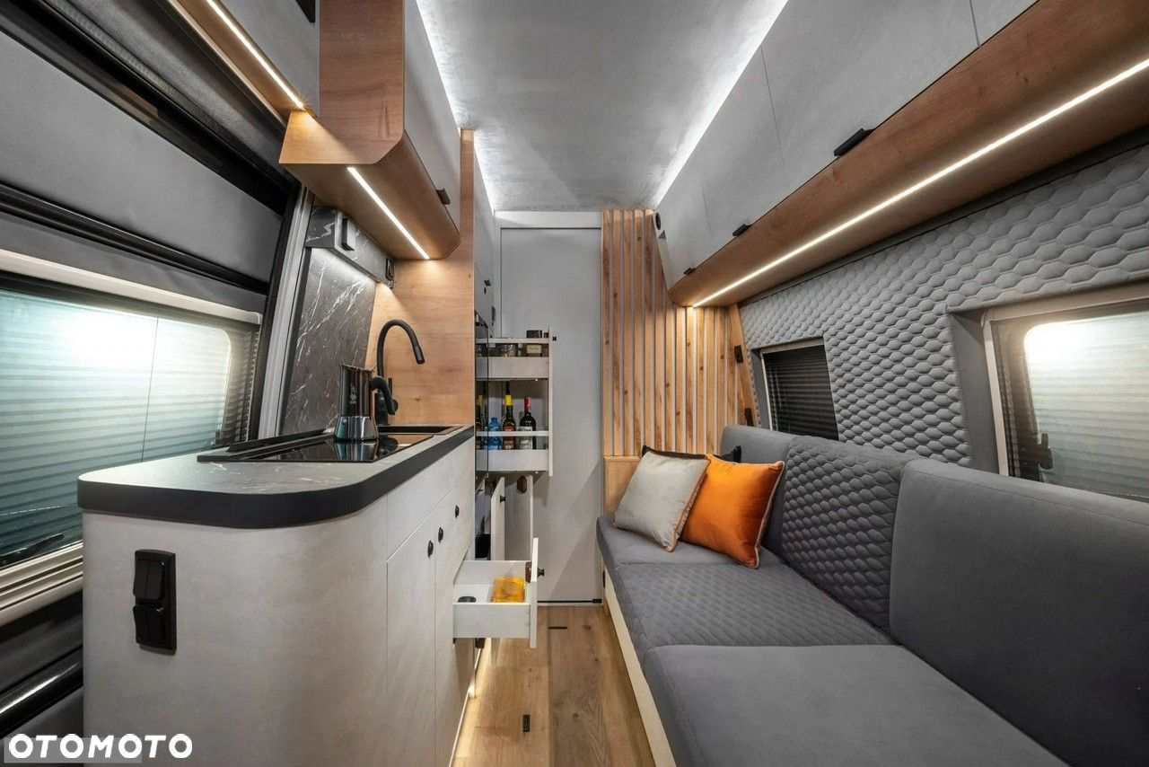 Globe-Traveller Falcon 2XS NOWY 2OS 177KM AUTOMAT FV23% WCC - 18