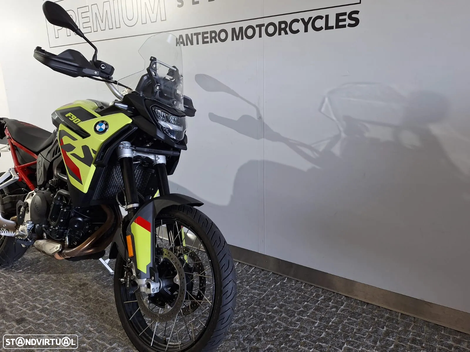 BMW F 900 GS - 2