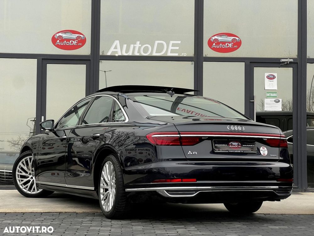 Audi A8 - 4