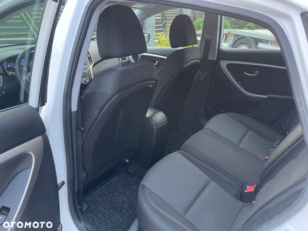 Hyundai i30 - 11
