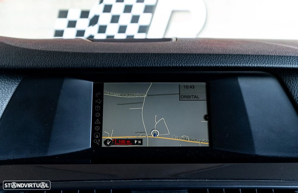 BMW 520 d Auto - 13
