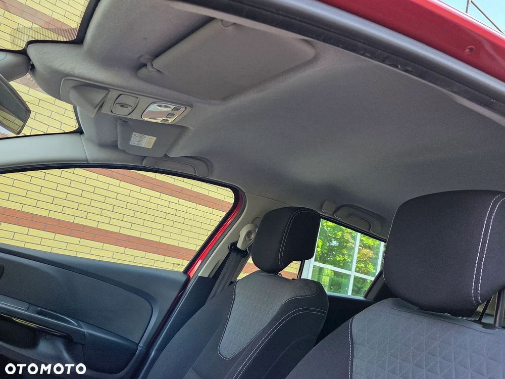 Renault Clio 0.9 TCe Business - 21