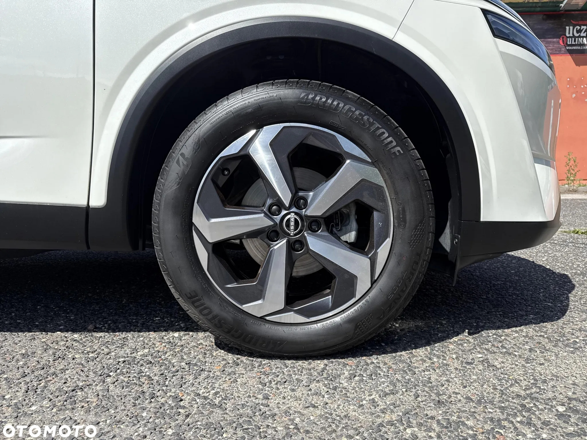 Nissan Qashqai 1.3 DIG-T mHEV N-Connecta - 19