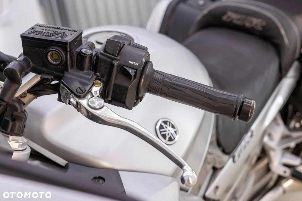 Yamaha FJR - 29